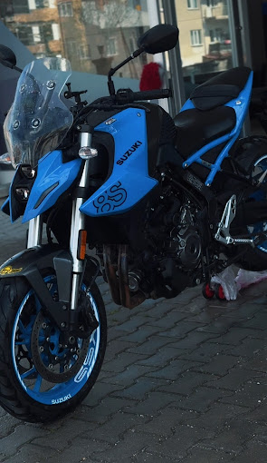 Suzuki GSX-8S